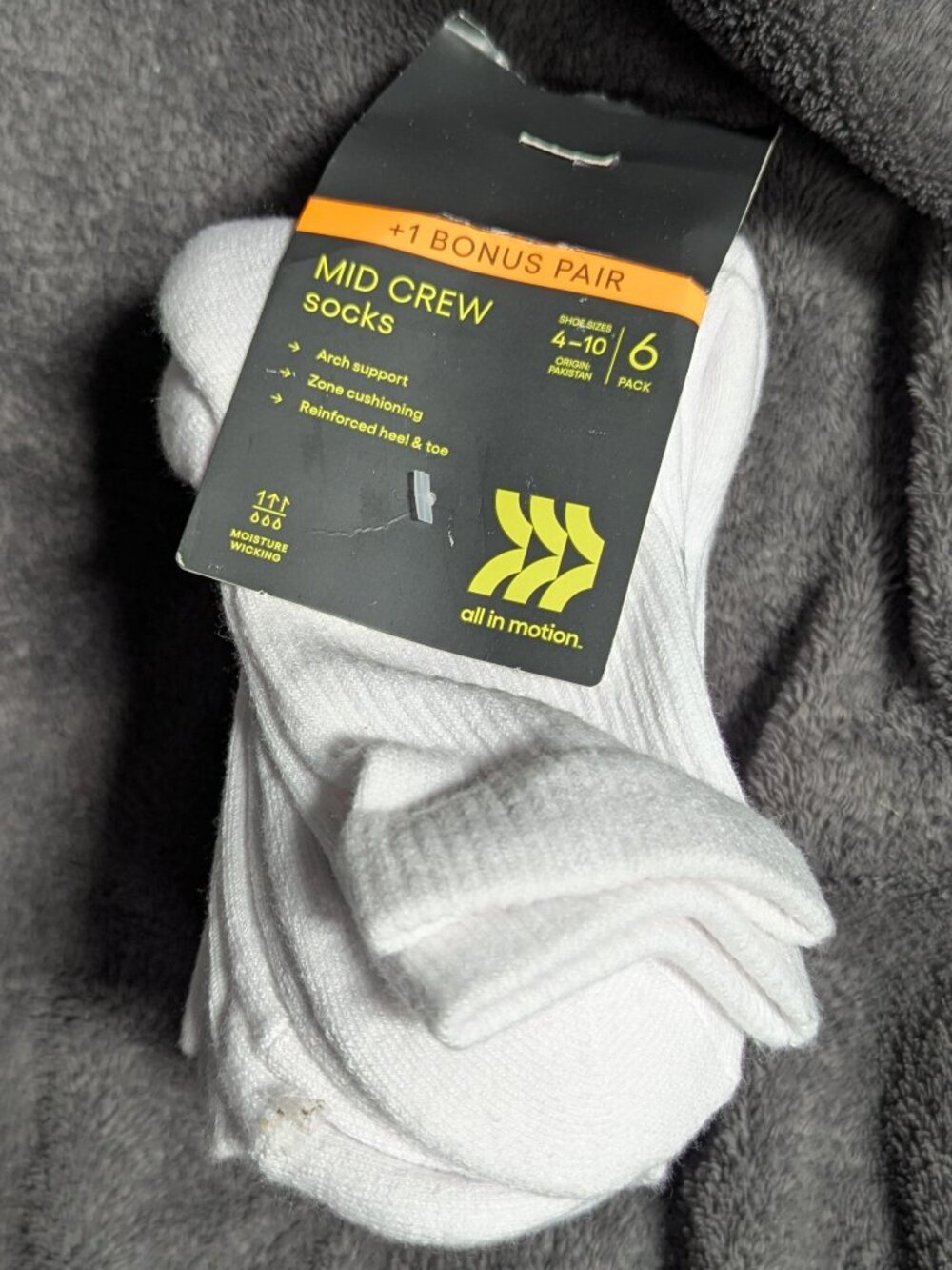 Women's All In Motion Cushioned 7 pack Mid Crew Athletic Socks White - 4-10